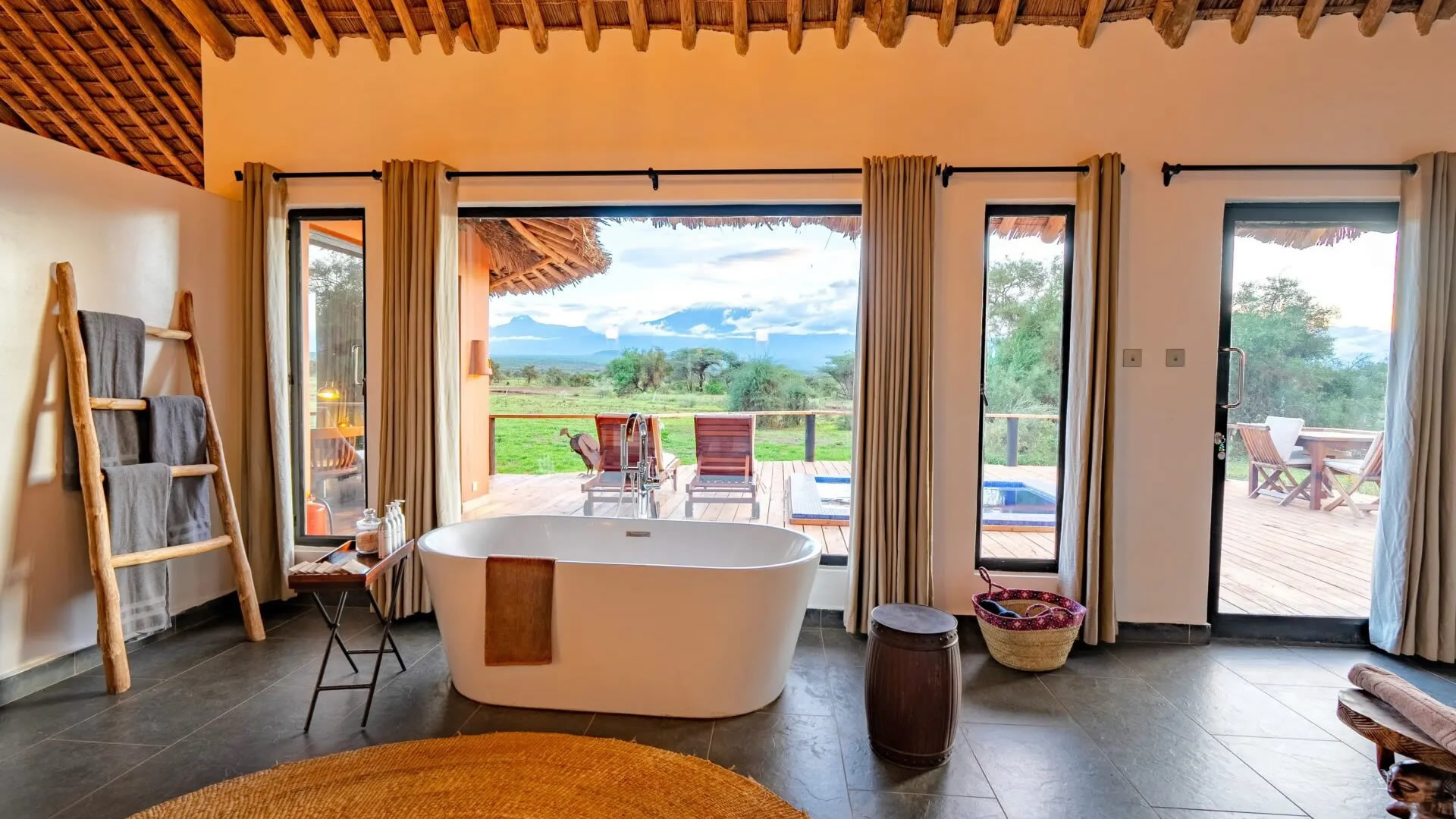 tawi lodge